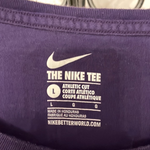 The Nike Tee, size: L, good condition - Picture 2 of 2